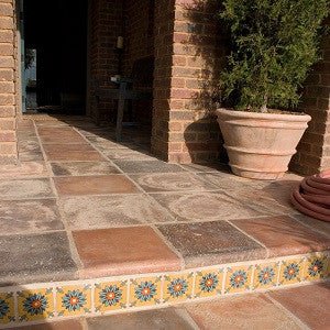 Malibu Glazed Tile & Normandy Cream: An Eye-Catching Pair